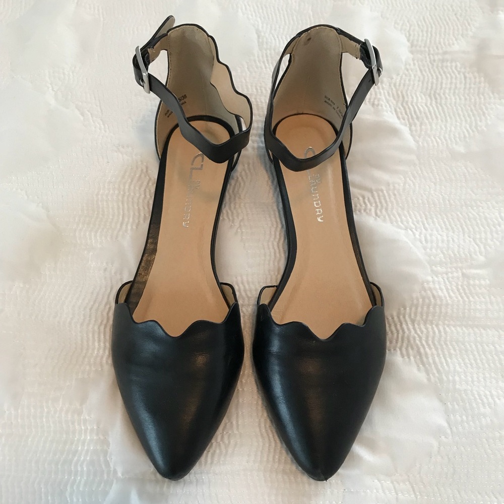 Chinese Laundry Black Scallop Flats